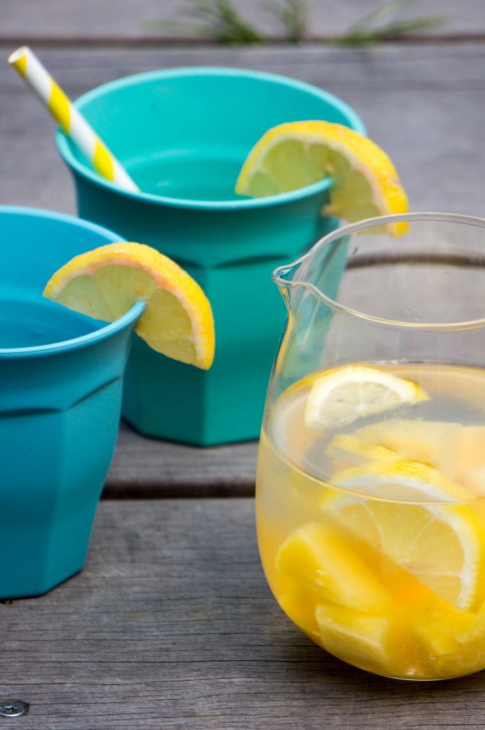 ananas, mango en citroen fruitwater (Babies Kitchen recept)