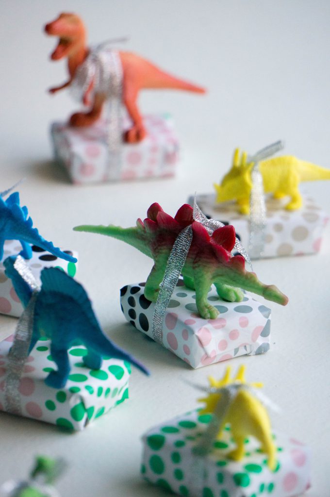 dino cadeau traktatie - babies kitchen schooltraktatie
