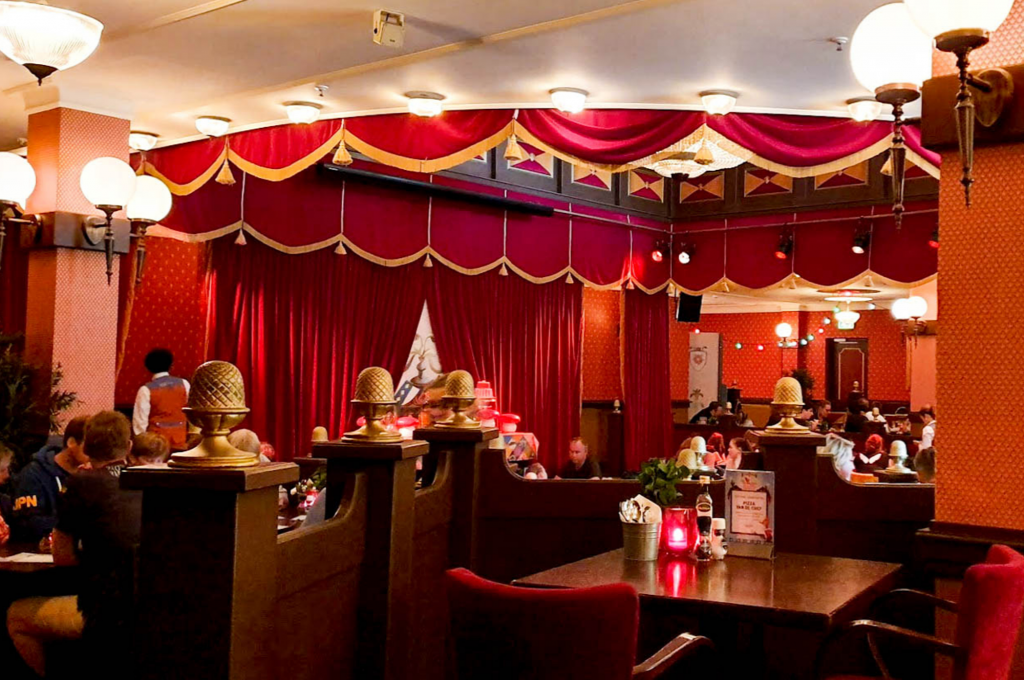 Pinnochio Restaurant _ Efteling onder de 4 jaar_ Babies Kitchen