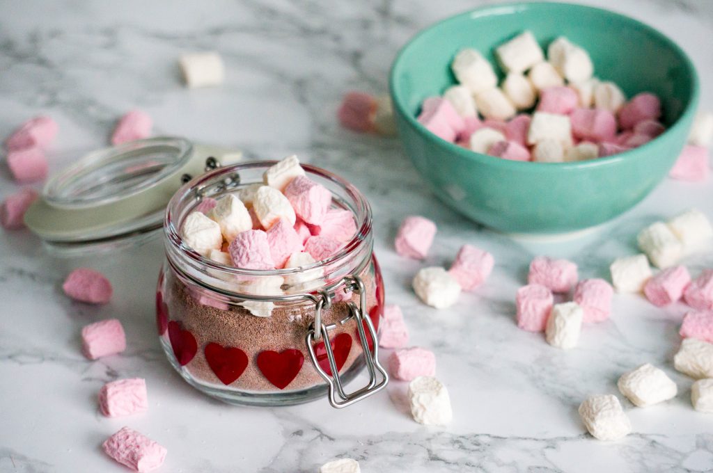 Stap 2 : Warme Chocolademelk in een Pot DIY | Babies Kitchen