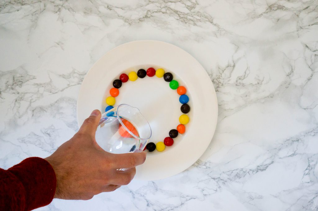 Stap 1: Regenboog Snoep Water | Babies Kitchen