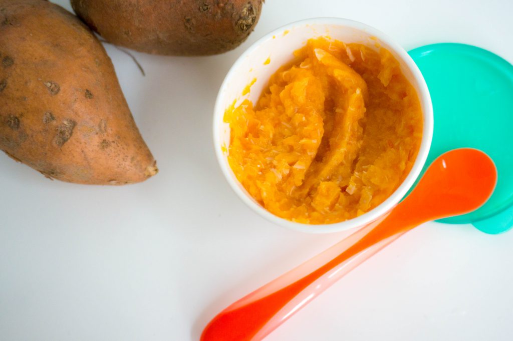 Recept Babyhapje: Zoete Aardappel, Zalm en Tomaat (BabiesKitchen)