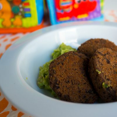 Falafel met avocado puree