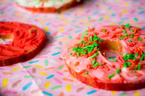 Kinder traktatie: Appel Donut (Babies Kitchen)