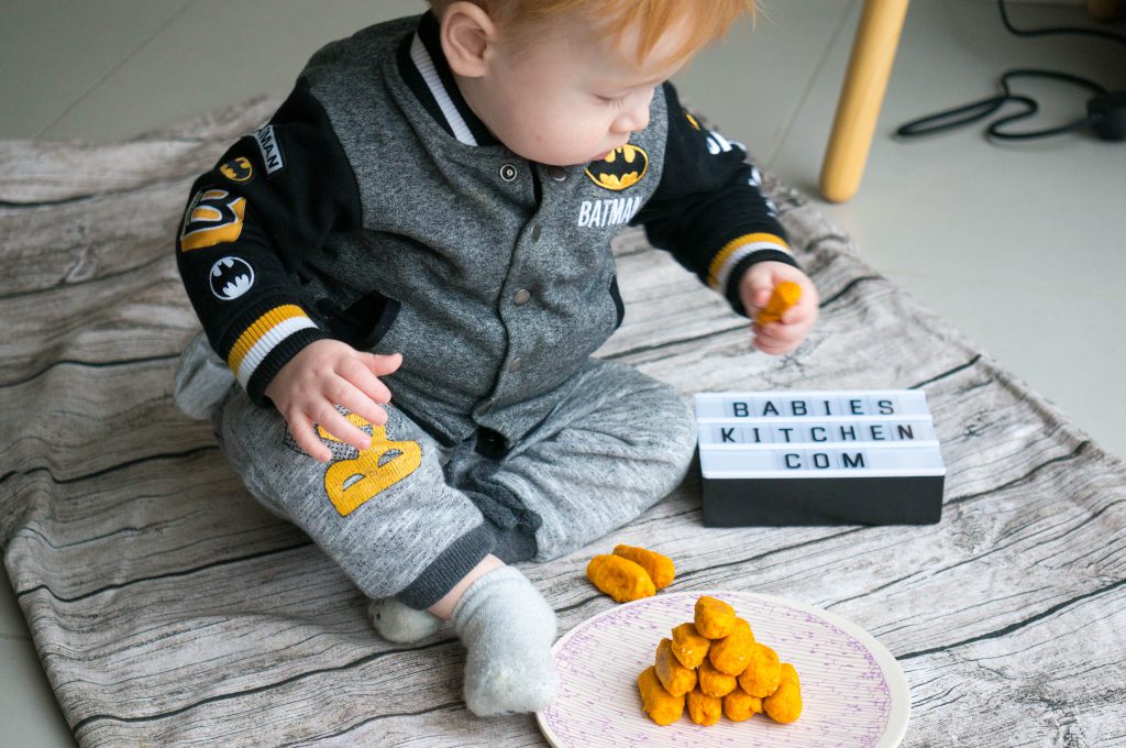 babies kitchen achter de schermen zoete aardappel kroketjes