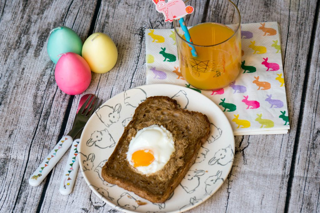 Recepten voor het Paasontbijt | Ei in toast | BabiesKitchen.com