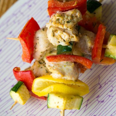 Griekse kip kebab stokjes (babies kitchen)