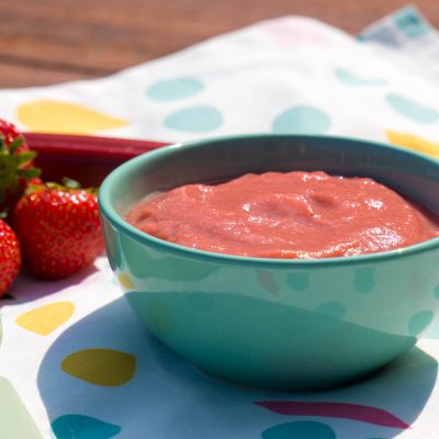 Rabarber en Aardbeien Fruithap | Babies Kitchen