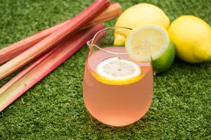 rabarber aardbeien limonade | Babies Kitchen mocktail
