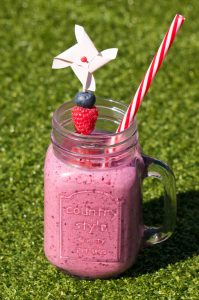 no ice cream berry milkshake kinderrecept (Babies Kitchen)
