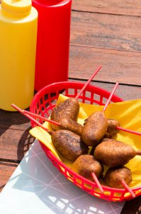 mini corn dogs | Babies Kitchen kinderrecept