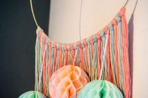 DIY Wollen Baby Mobile - Babies Kitchen DIY