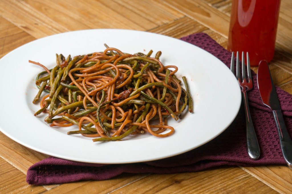 Surinaamse Bami | Buzz in the Kitchen recept