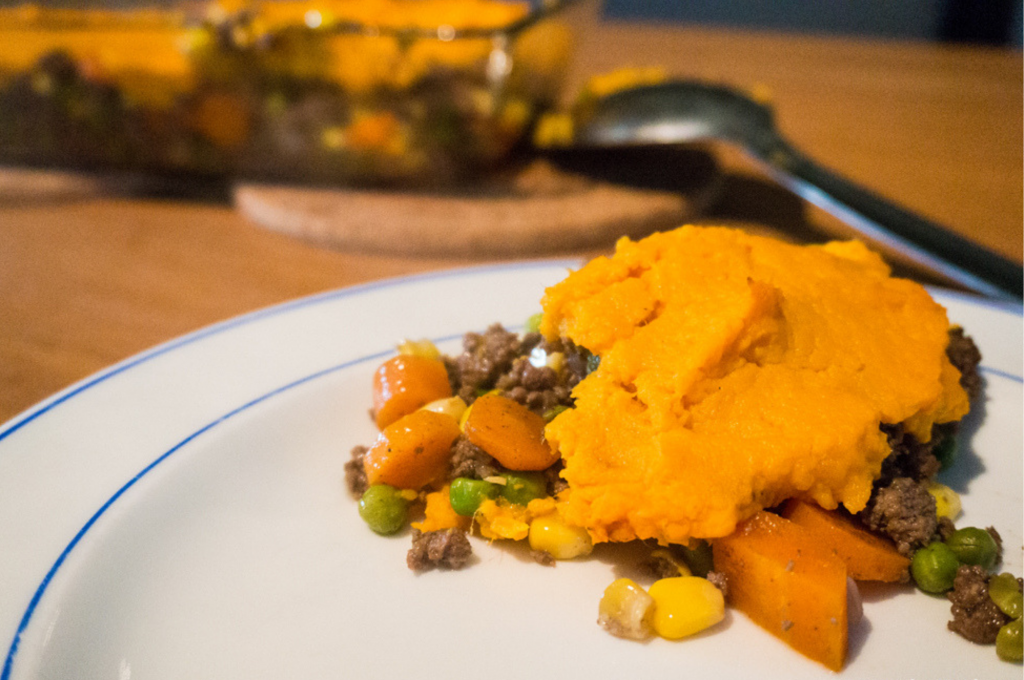 Zoete Aardappel gehaktschotel | Buzz in the Kitchen