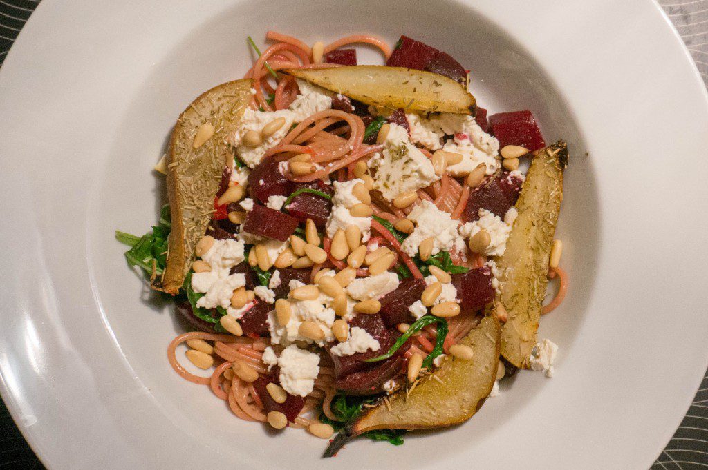 Spaghetti met peer en bieten | Buzz in the Kitchen