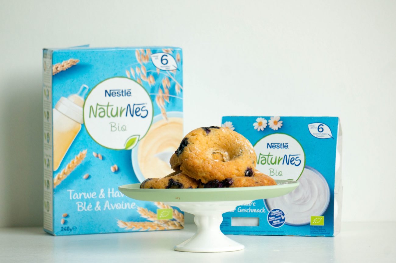 Blauwe Bessen en Yoghurt Donuts met NaturNes Bio