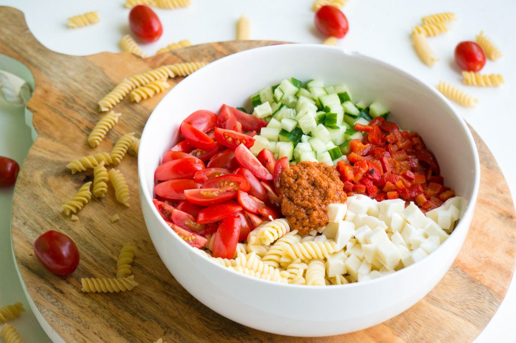 snelle rode pesto pastasalade | Babies Kitchen