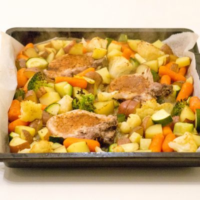 Traybake met Karbonade en Winterse Groente | Babies Kitchen
