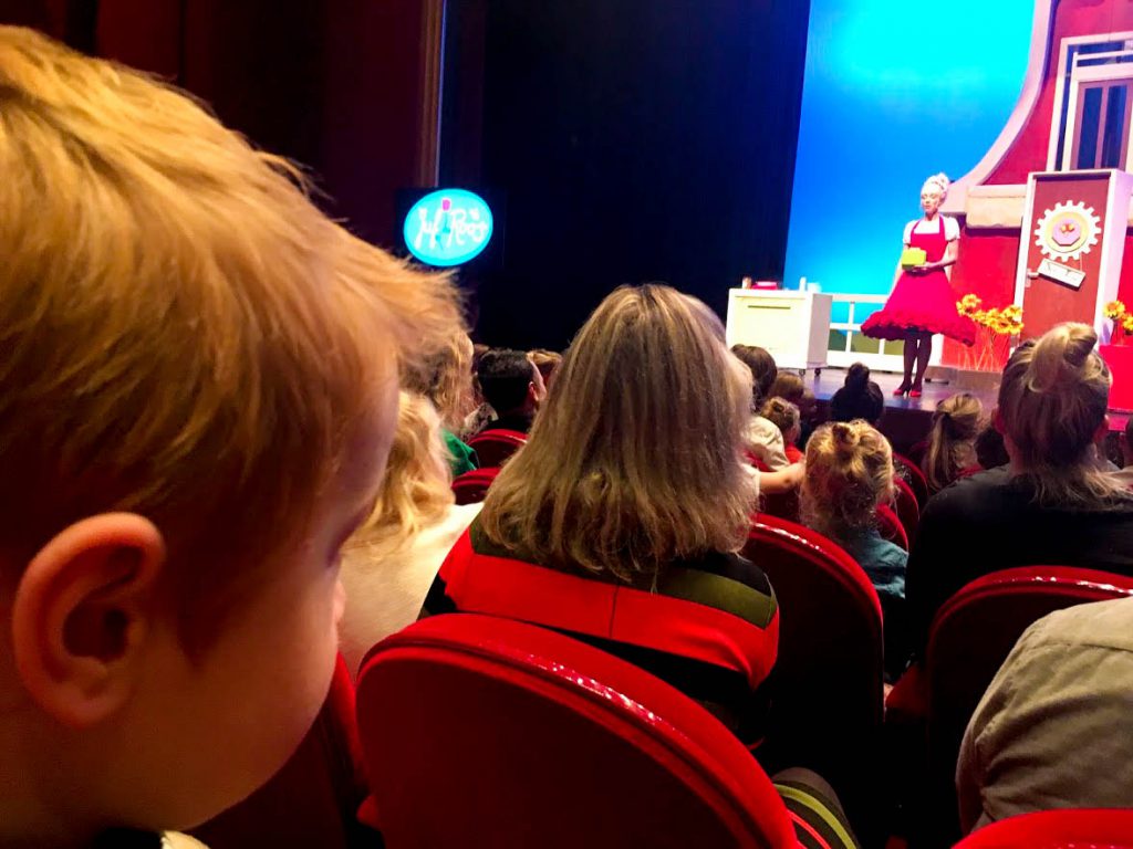 Babies Kitchen bij Juf Roos Theatershow| Babies Kitchen