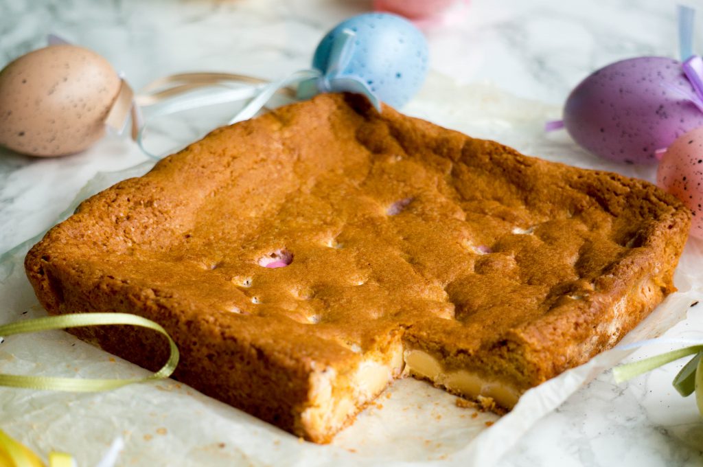 Paas M&M Blondies | Babies Kitchen