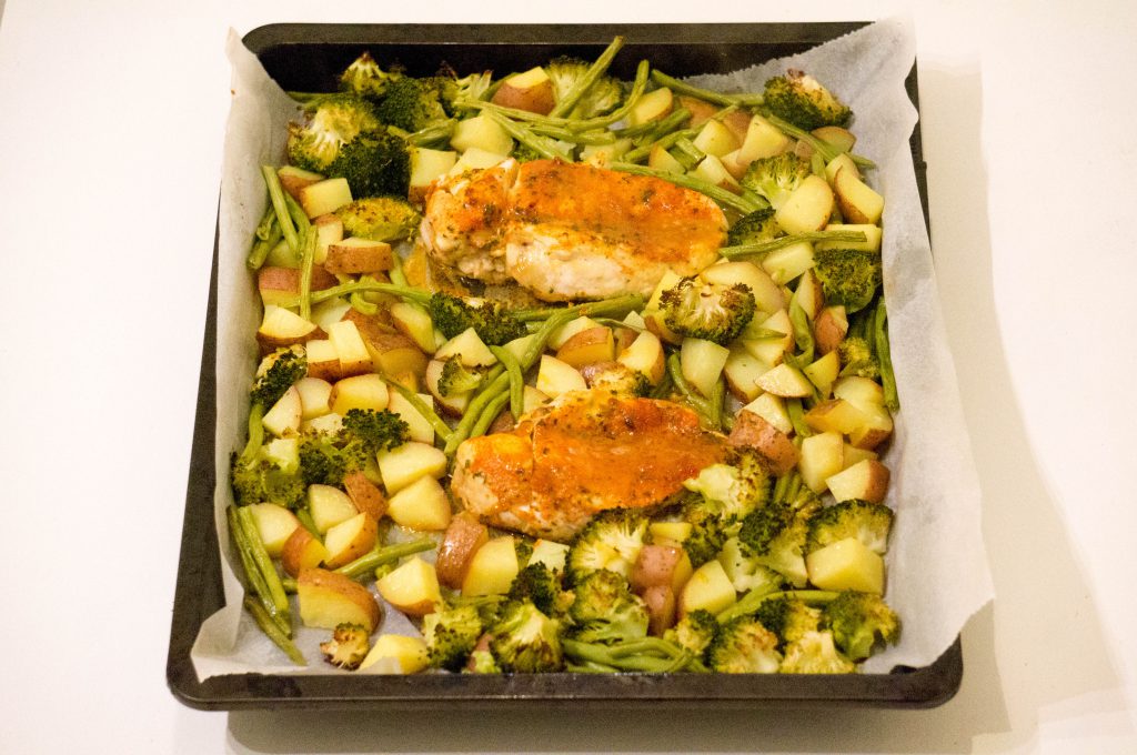 Honing Mosterd Kip Traybake | Babies Kitchen