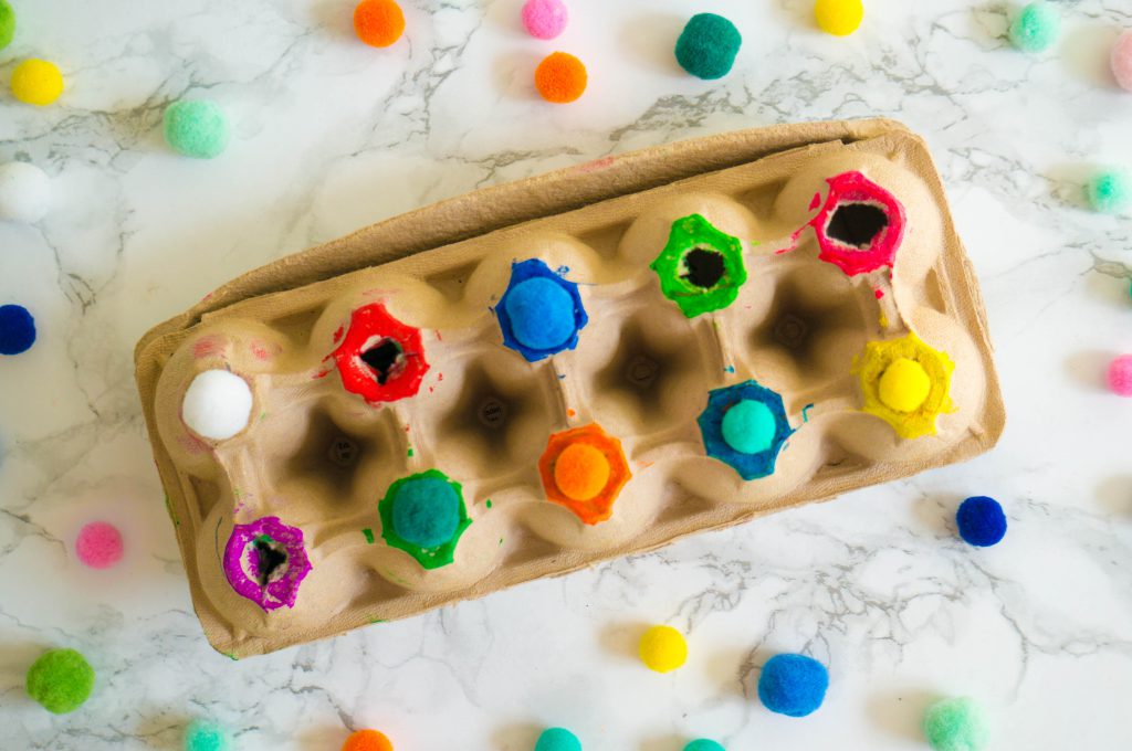 DIY Kleuren sorteren met Pompons | Babies Kitchen