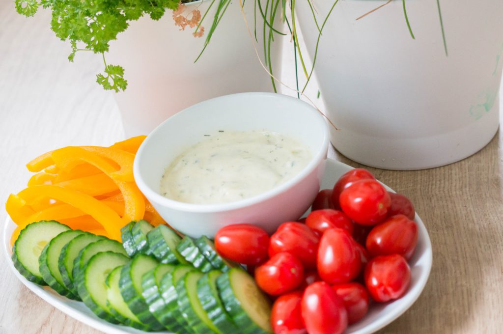 Ranch Dip met Rauwkost - Kidshoekje.nl