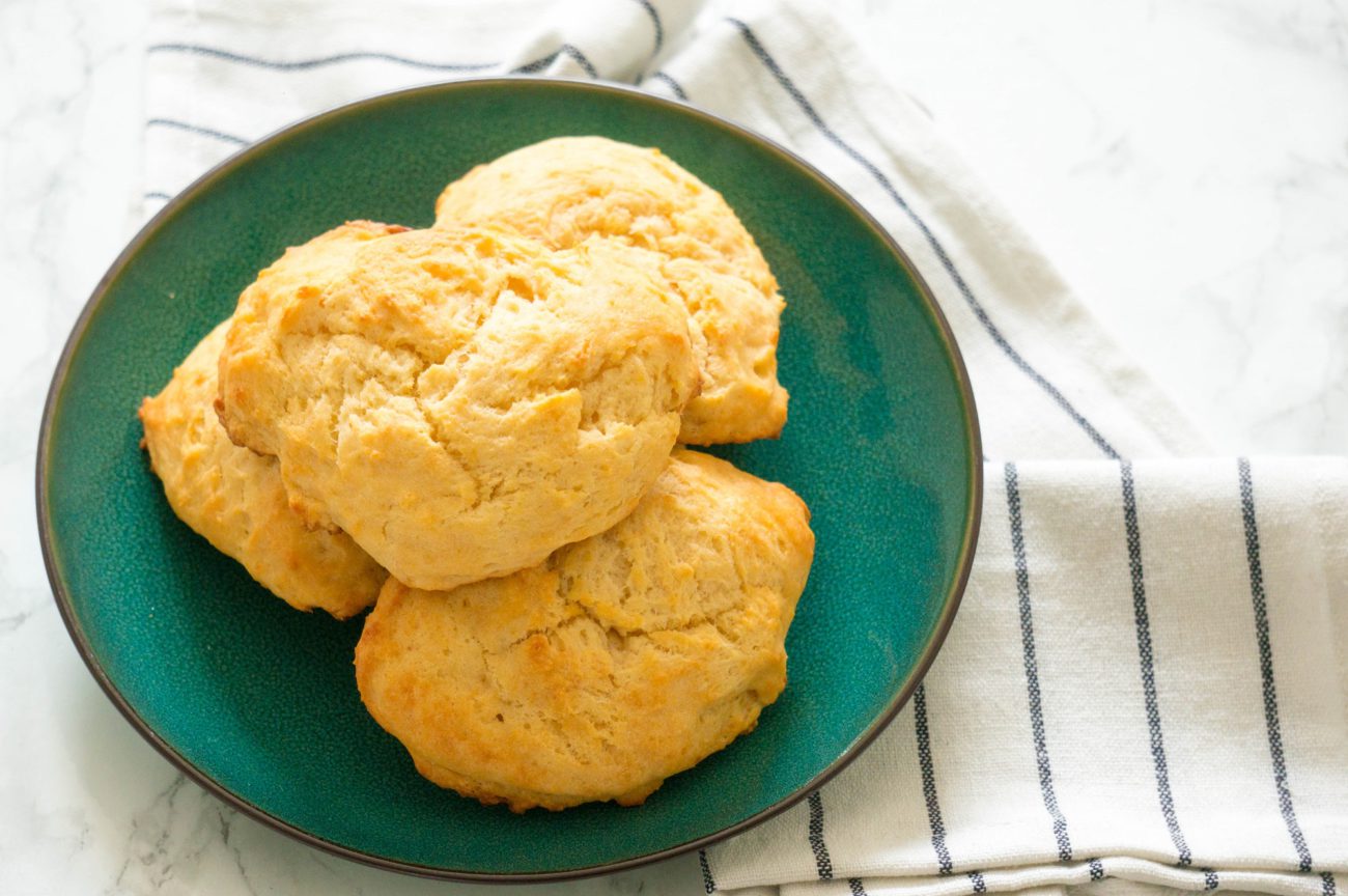 Cheddar Biscuit (Broodje)
