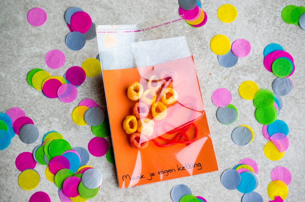 Schooltraktatie Zelf Snack Ketting Maken - Kidshoekje.nl