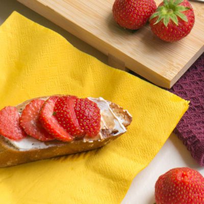 Aardbei Mascarpone Bruschetta - Kidshoekje.nl