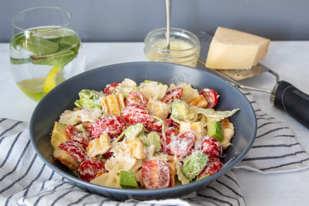 Vegetarische Caesar Pasta Salade - Kidshoekje.nl