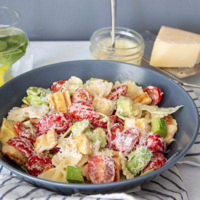 Vegetarische Caesar Pasta Salade - Kidshoekje.nl