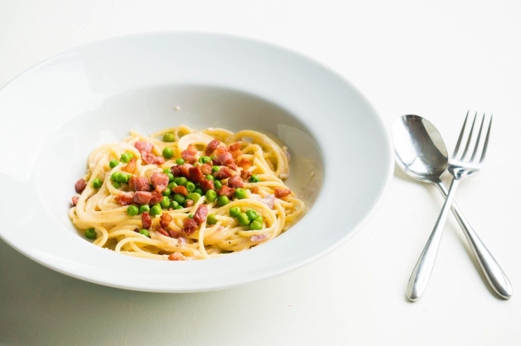 spaghetti met doperwten en bacon - Kidshoekje.nl