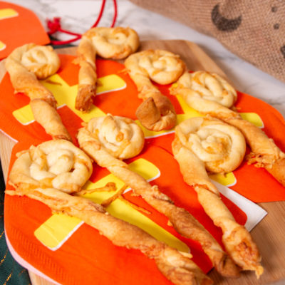 Kaasstengels Staf van Sinterklaas - Kidshoekje.nl