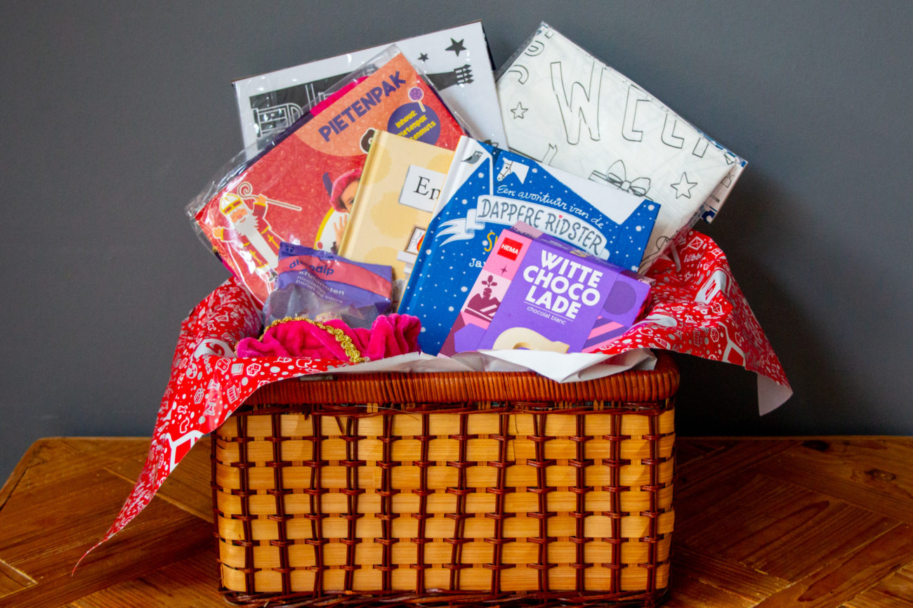 Sinterklaas mand voor tijdens de Intocht - Kidshoekje.nl