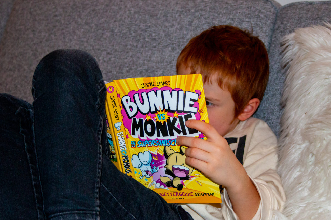 Bunnie VS Monkie en de Supersonische Maki - Kidshoekje.nl