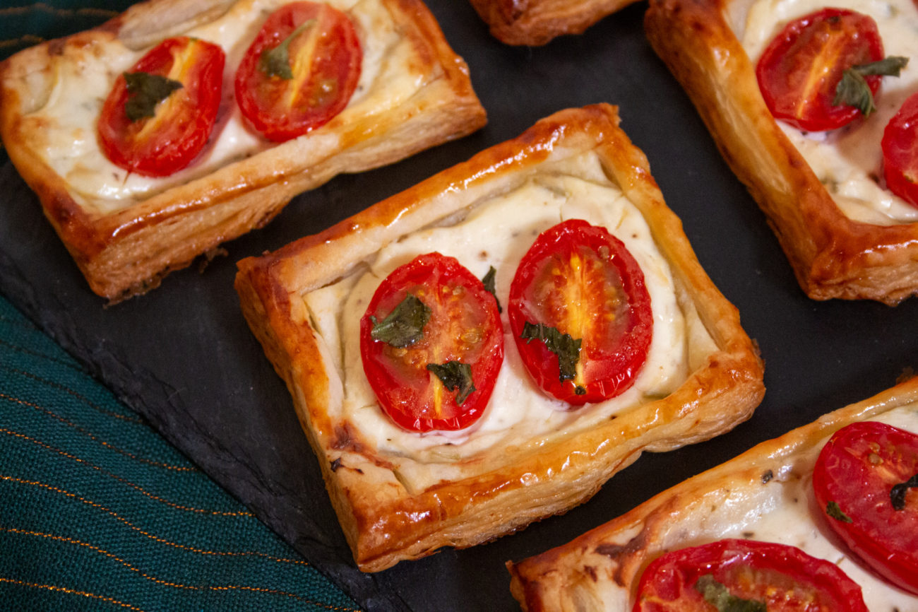 Tomaten Bladerdeegtaartjes