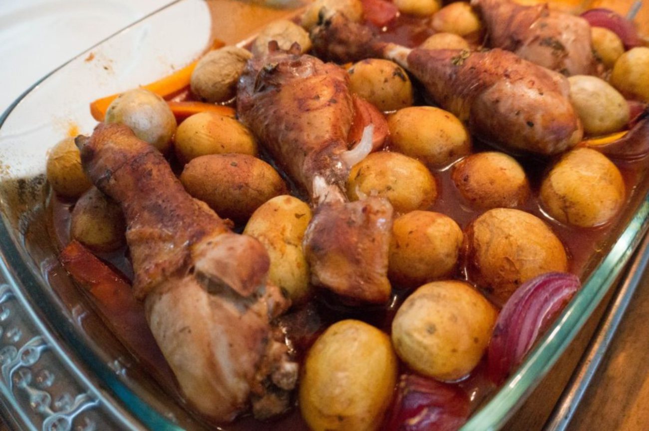 Rachel Khoo’s Geroosterde Kip in Rode Wijn