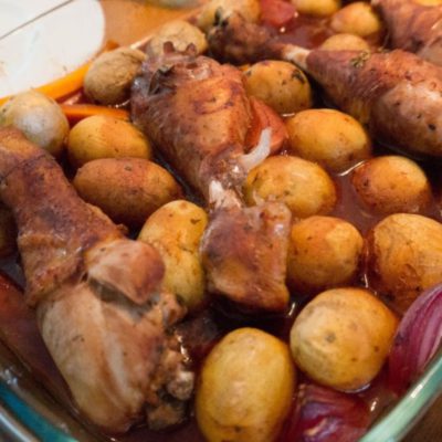 Rachel Khoo's Geroosterde Kip in Rode Wijn - Kidshoekje.nl