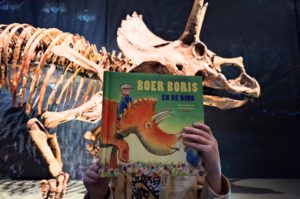 Boer Boris en de Dino - Kidshoekje.nl