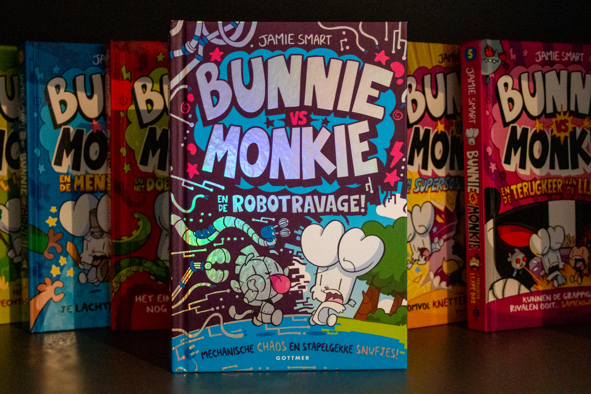 Bunnie VS Monkie en de Robotravage - Kidshoekje