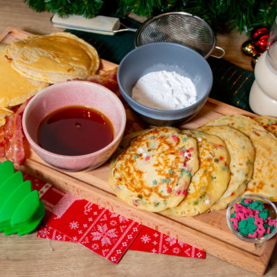 Ontbijt Kerstpannenkoeken plank - Kidshoekje.nl