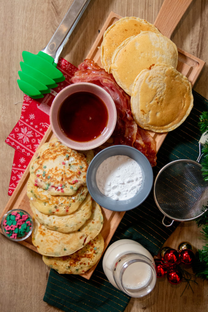 Kerstontbijt pannenkoeken plank - Kidshoekje.nl