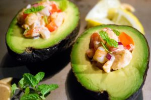 Palta Rellena met garnalen (LoveMySalad van W Panse-Moedt) - Kidshoekje.nl