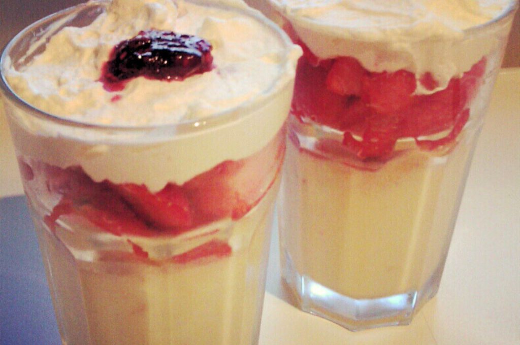 Aardbeien Trifle - Kidshoekje.nl
