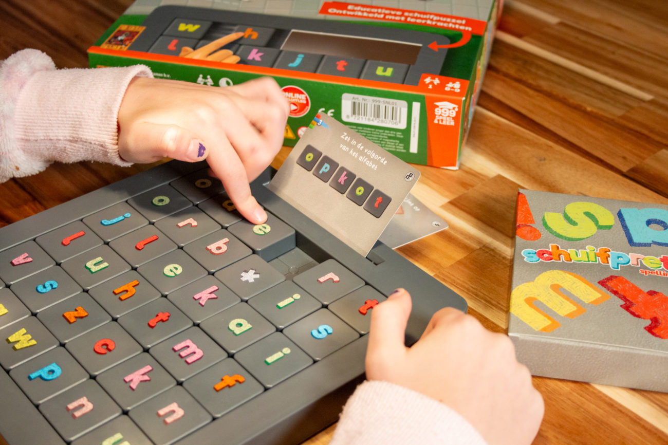 Puzzelen en Spelling met Schuifpret Spelling - Kidshoekje.nl